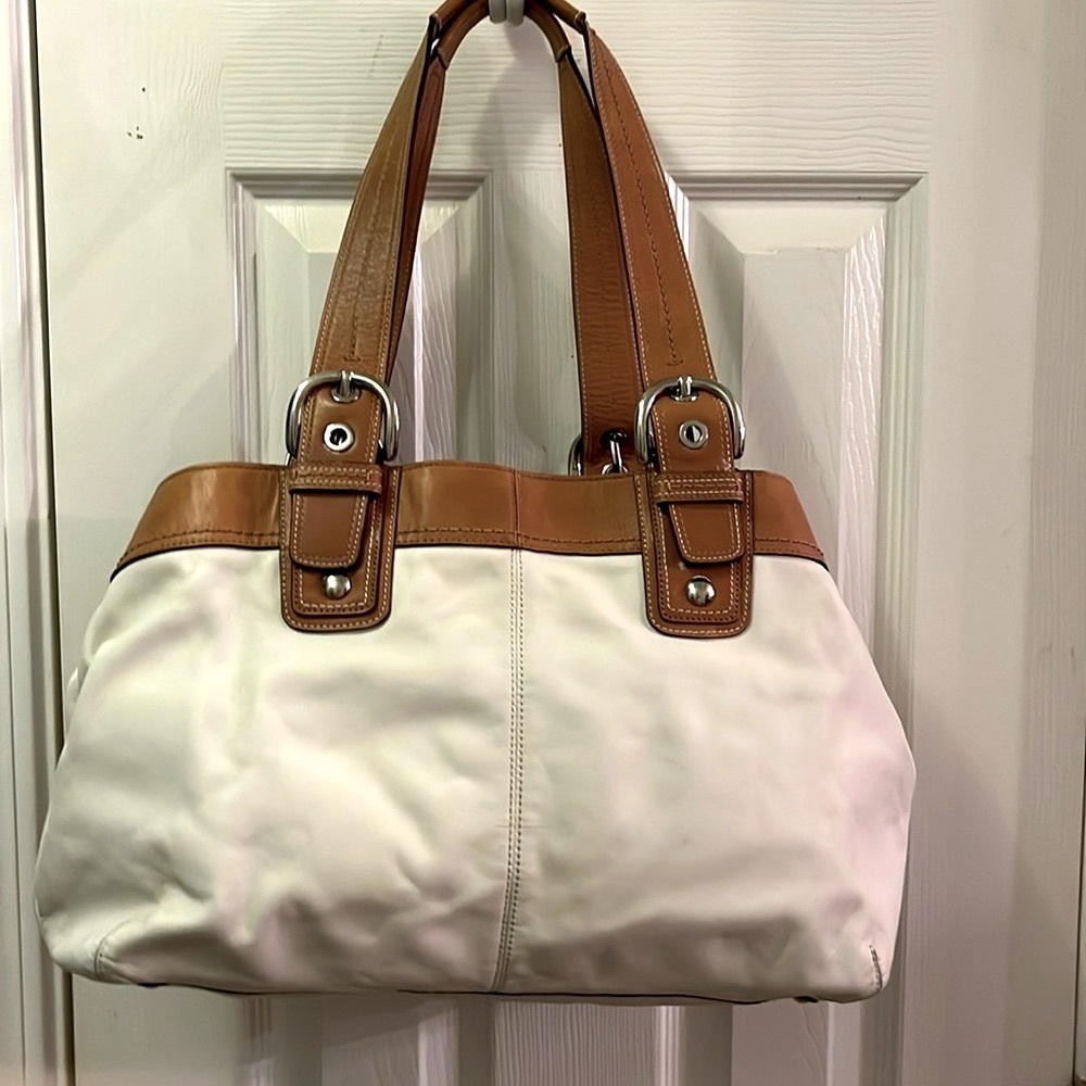 NWOTCoach~All Leather/Large Shoulder Bag/ Satchel/Shopper/ 100% Cowhide Leather - Picture 3 of 11